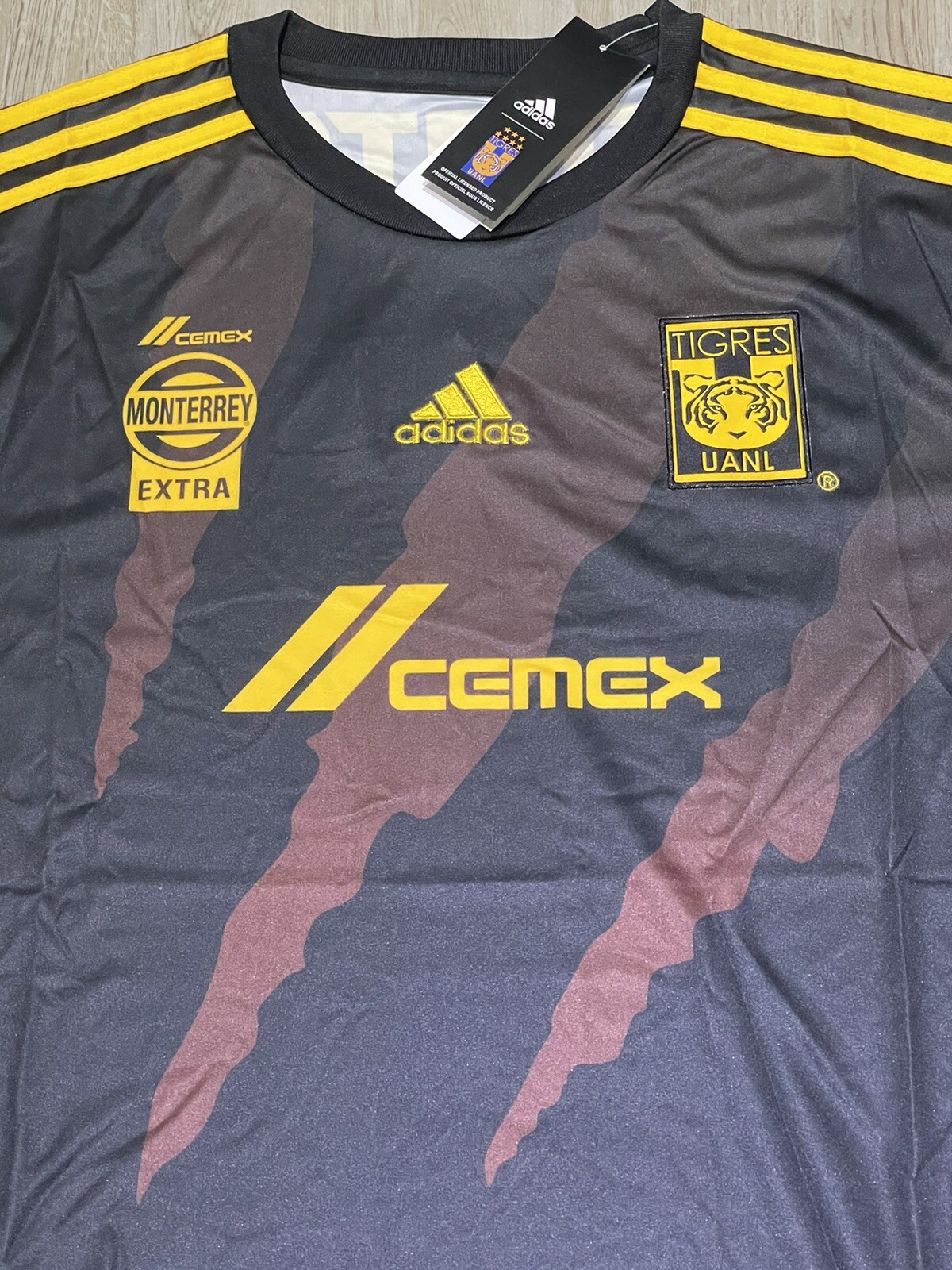 Buy Tigres UANL 21/22 Black Gala Soccer Jersey Online at Lowest Price in  Ubuy Singapore. 313791934985