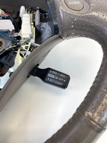 2001-2005 Lexus GS300 Left Driver Side Steering Wheel W/ Cruise Control OEM - Picture 8 of 15