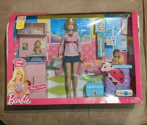 barbie doctor toys