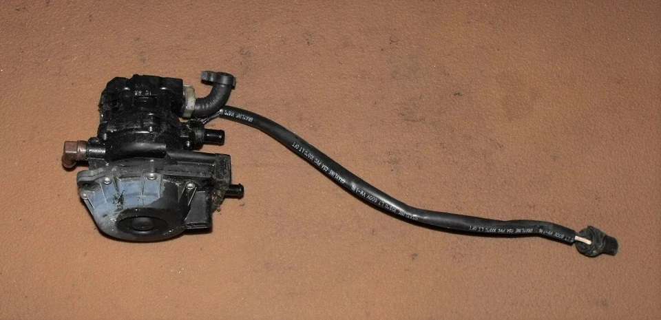 Johnson 60 HP 2 Stroke VRO 2 Fuel Pump Assembly PN 0174877 Fits 1989 and up - Image 2 of 2