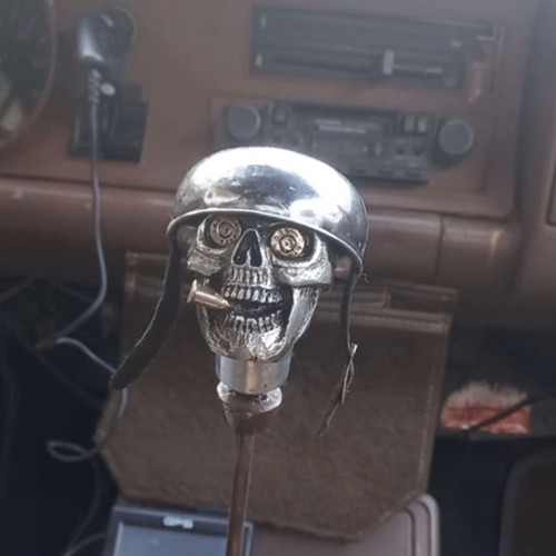 Skull Soldier Grip-Handcrafted Gear Knob,Devil Skull Car Stick Shifter Handle - Picture 5 of 5