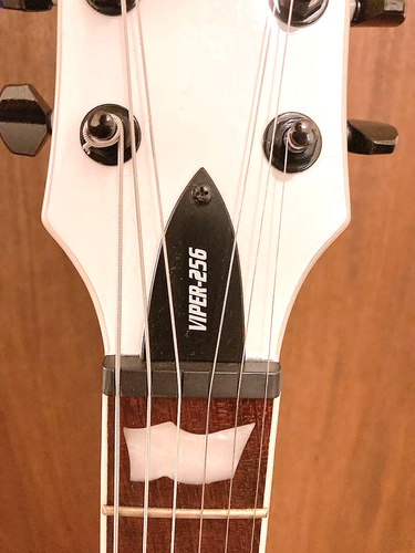 Guitarra Eléctrica ESP LTD VIPER-256 Blancanieves Estilo SG Juego HH Cuello Indonesia - Imagen 3 de 9