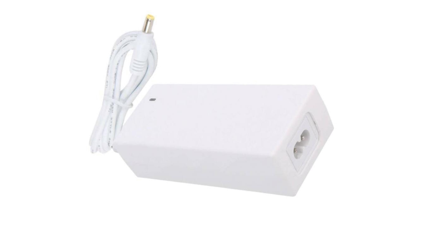 white desktop switching power supply 12V/3A/36W with DC plug - 5.5x2.1mm /T2UK