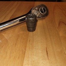 Snap-on Tools 12 Drive Ratchet Sl710 Made In Usa 10 14 Long P-160 Socket
