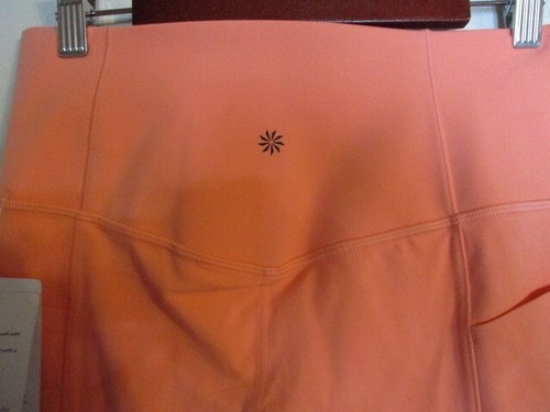 NUEVO CON ETIQUETAS Leggings Cortos Defecto Athleta Salutation Stash Pocket II en Brillo Puesta de Sol M - Imagen 4 de 7