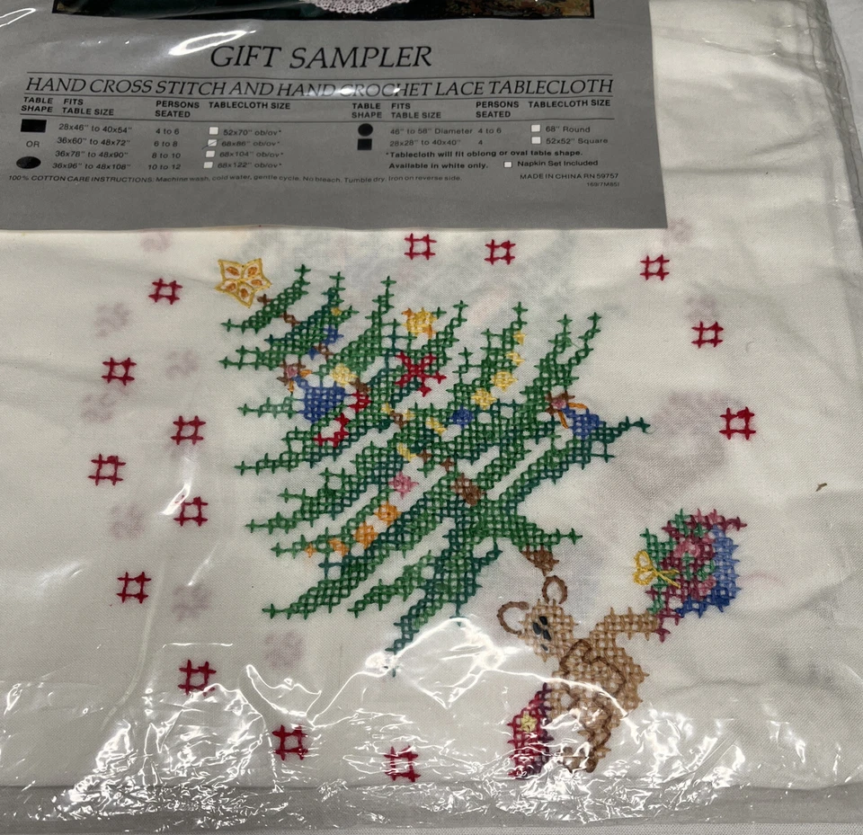 Mantel de árbol de Navidad vintage 68" x 86” punto de cruz mano ganchillo encaje Foto 2 de 4