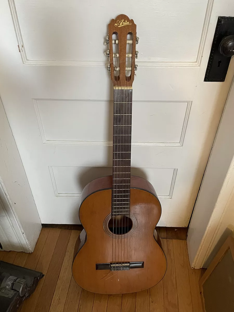 Aria Classical Guitar A551b 39 Early made in Japan See Photos Foe Condition