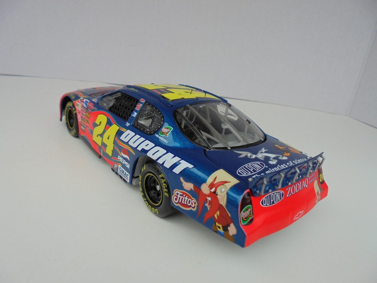 ルーニーテューンズNASCAR公認 1/24scale❹ ルーニーテューンズNASCAR公認 1/24scale❹ ルーニーテューンズ