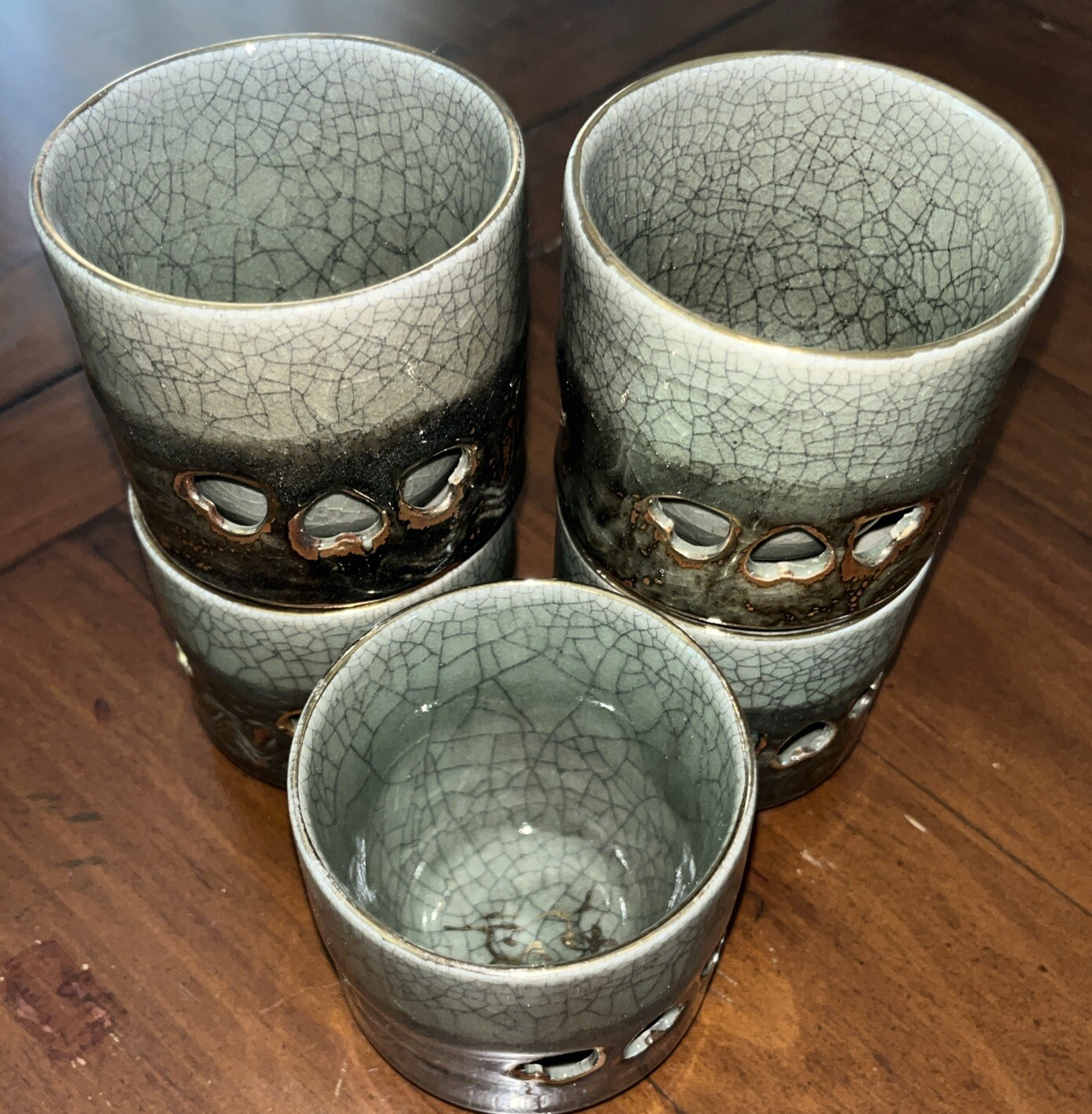 Vintage Somayaki Soma Ware Double Wall Crackle Tea Cups 5-3.5&rdquo;  Gold Horse EUC