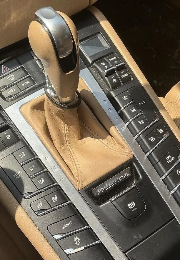 PORSCHE MACAN   2015 Transmission Shift Assembly 838112 - Image 2 of 4