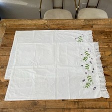 Vintage White Embroidered Floral Pillow Cases Eyelet Ruffle Edges 20x28