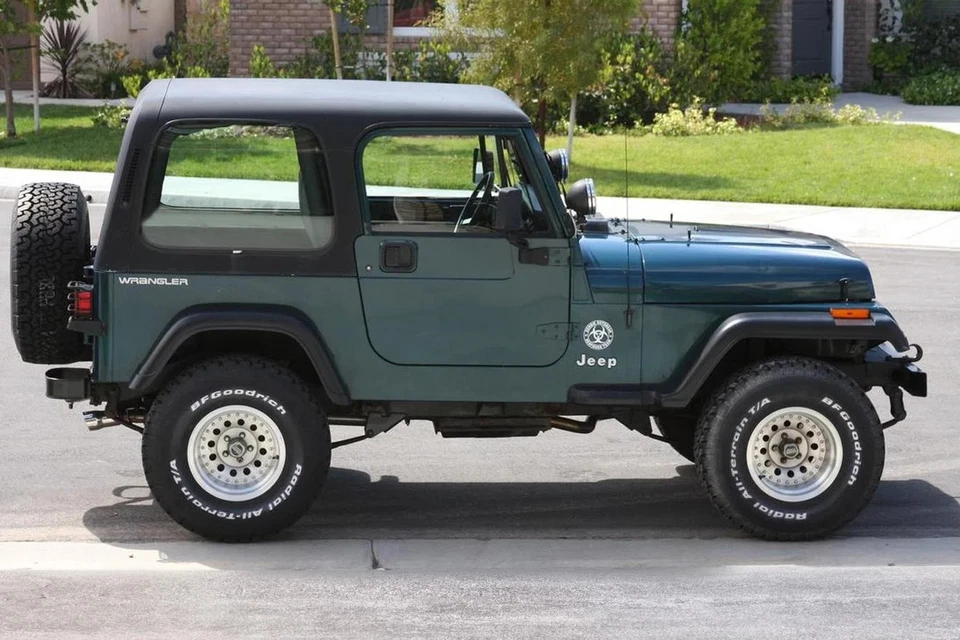 American Racing AR62 OUTLAW II 1PC Wheel 18x8 (18, 8x165.1) Silver Single Rim - Изображение 3 из 4