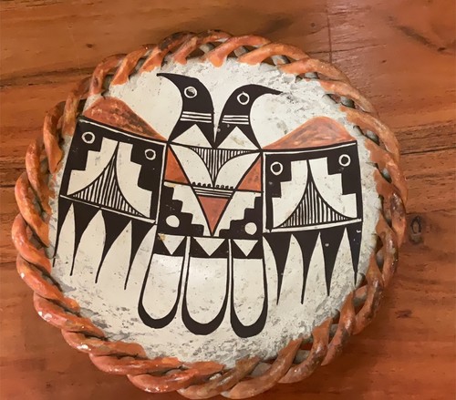 Acoma Plate – Hand Painted Bird Motif with Braided Rim