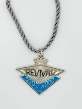 GOODWOOD REVIVAL METAL SWING BADGE 2025 - NEW