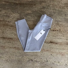 NWT Alo Yoga 7/8 High-Waist Airlift Legging Size XSmall Winter Frost