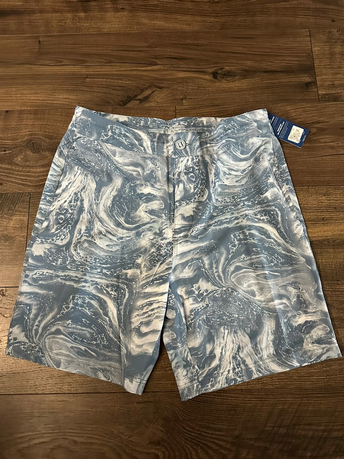 HUK Pursuit Fishing Stone Shore Abstract Board Shorts Colorful Men's Size 32
Opens in a new window o