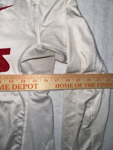 Chiefs NFL Boys Large NFL Compression Shirt - Picture 2 of 5