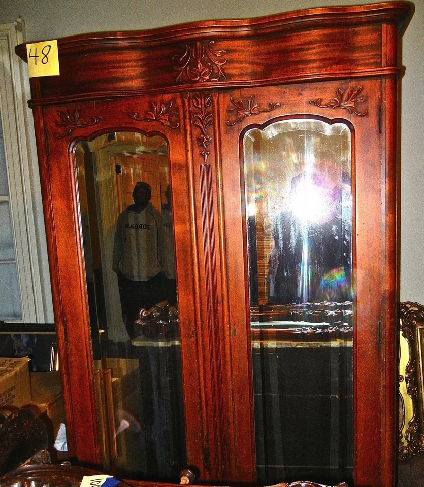 Antique  Armoire wardrobe cabinet  Bevel mirror 7  feet tall — 第 2/4 张图片