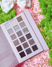 P.Louise Every Cloud Has A Silver Lining Palette