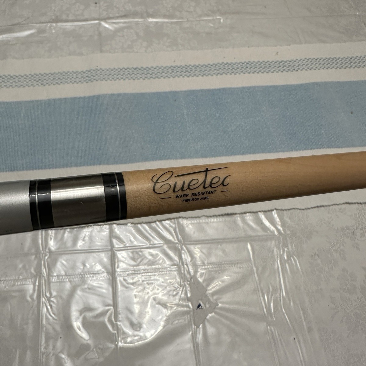 ビリヤード　CUETEC WARP RESISTANT FIBERGLASS Vintage CUETEC 20 oz Warp Resistant Fiberglass Pool Cue