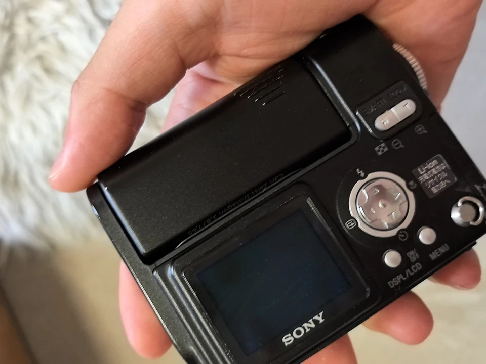 Sony F77 Black-Compact Design,Basic Shooting,ENGLISH,Black Digital Cam - Image 3 of 4