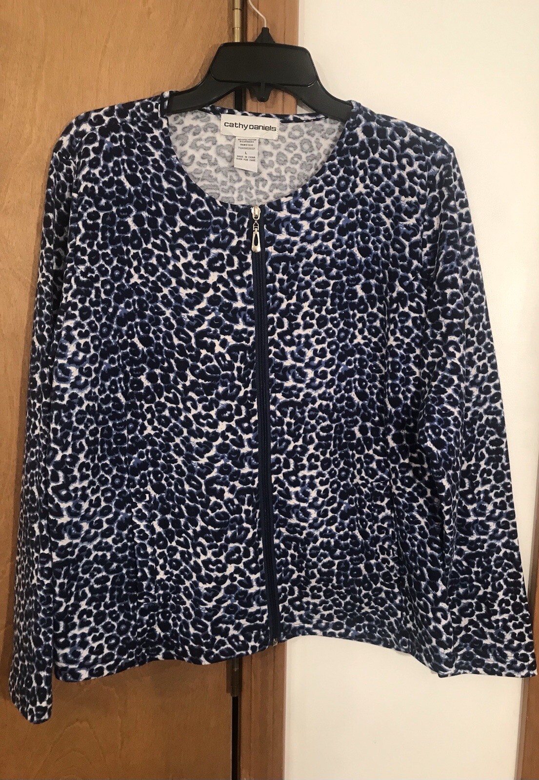 Cathy Daniels womens long sleeve zip up  jacket pockets Blue animal print Large