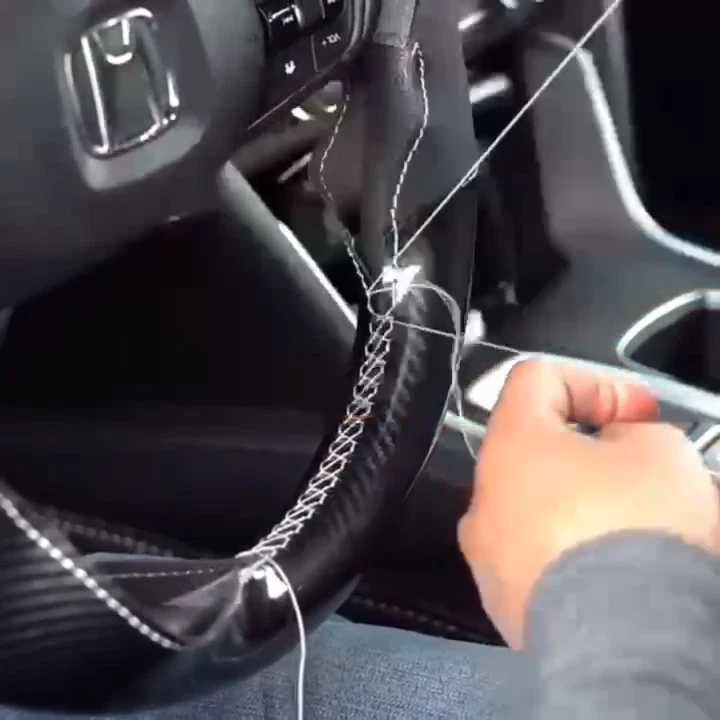 Cubierta de volante de auto de cuero genuino cosida a mano para Hyundai Accent 2018 2019 Foto 2 de 4