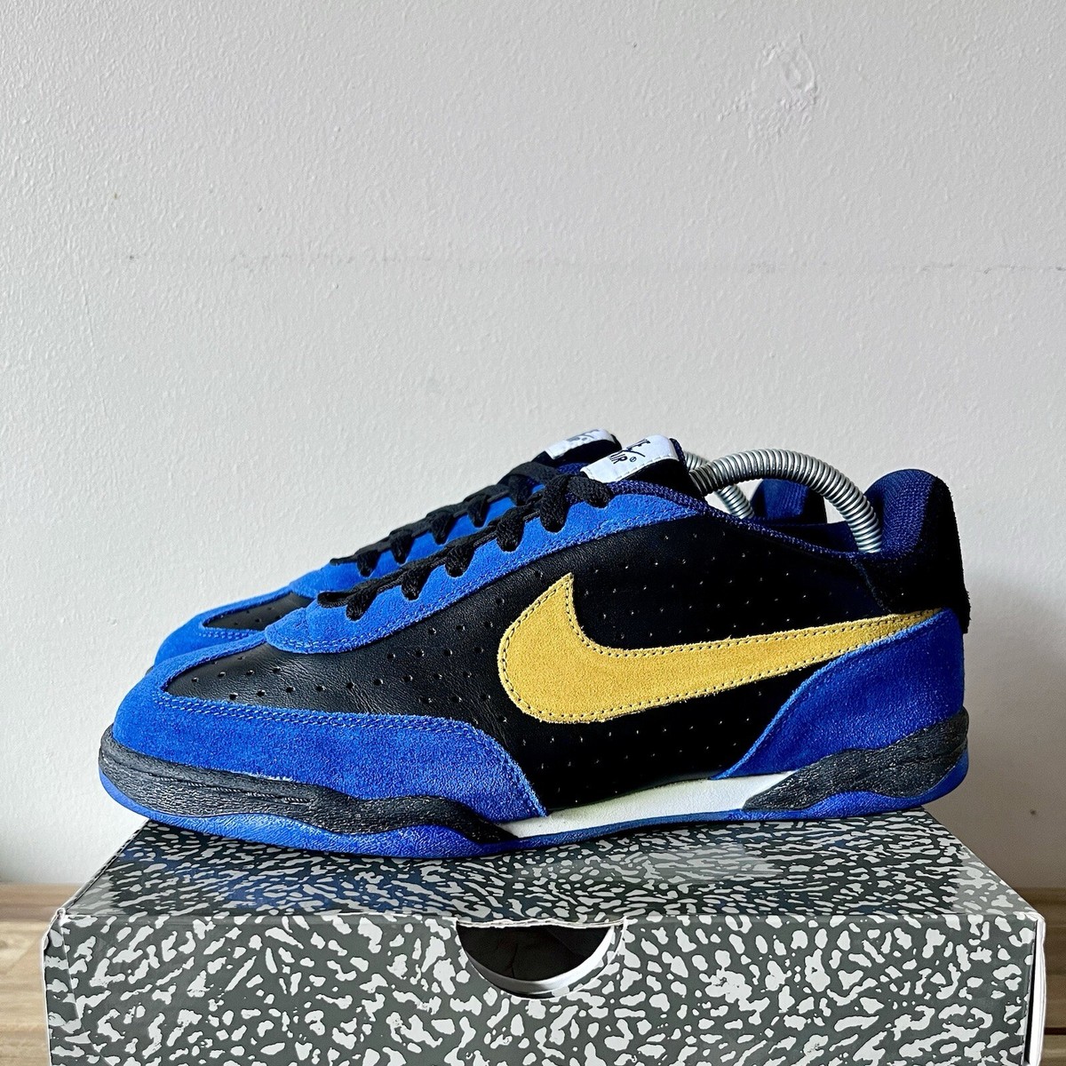 VNDS 2004 NIKE AIR ZOOM FC SB INTER MILAN SUPREME DUNK LOW HIGH