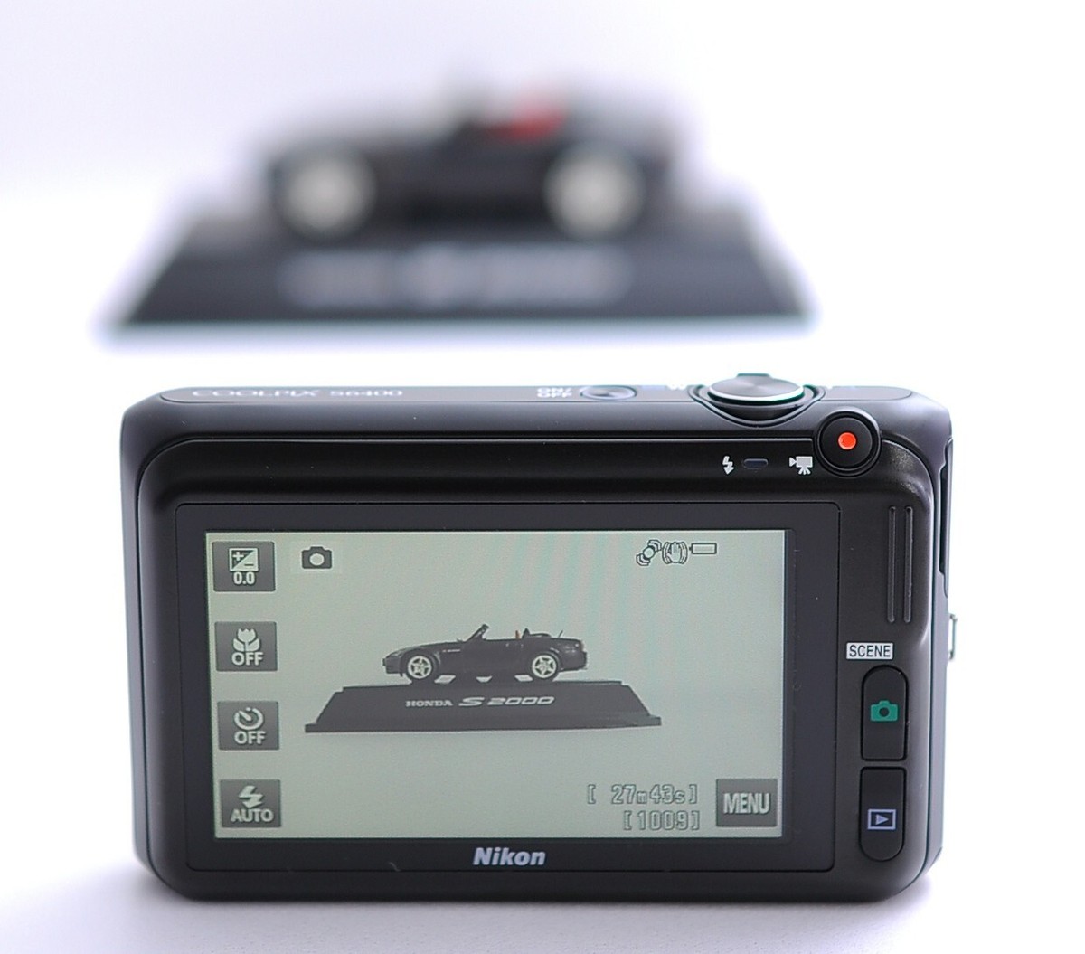 【美品】NIKON COOLPIX S6400 ブラック MINT] Nikon COOLPIX S6400 Black 16.0MP Digital Camera w