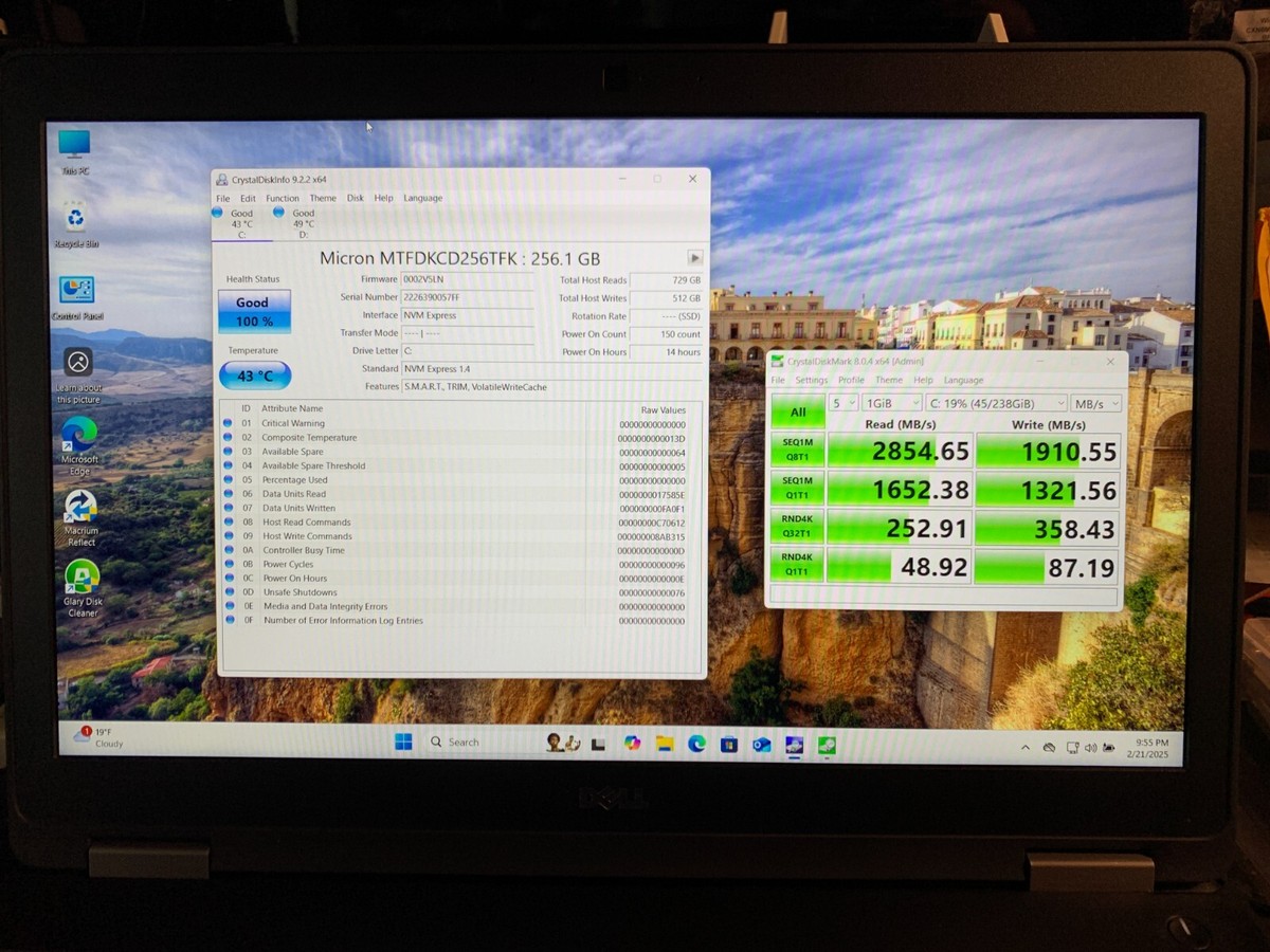 Dell Precision 3510, i7-6820HQ, 16GB-256 NVMe+64GB, AMD R9 M360