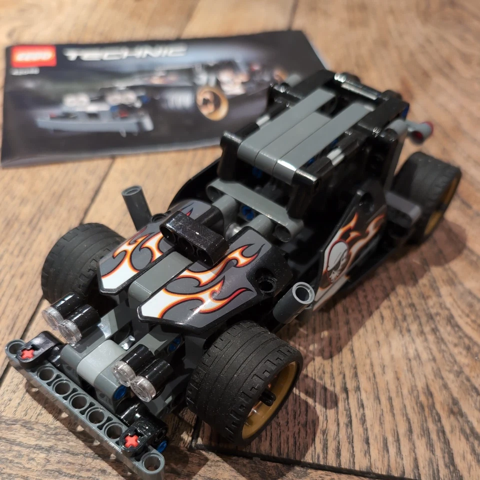 LEGO Technic 42046 Getaway Racer, photo 1 of 4