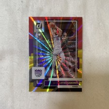 Panini Donruss 2022-23 Holo Red & Gold Laser Domantas Sabonis #139 Kings