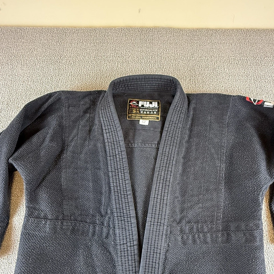 Jiujitsu Gi Kids C2 Fuji Negro BJJ Combate Lucha Duradero Competición Rojo Logo Foto 3 de 4