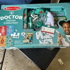 Melissa  Doug Deluxe Doctor's Office Play Set in Wooden Carry Case 46 Piece NEW