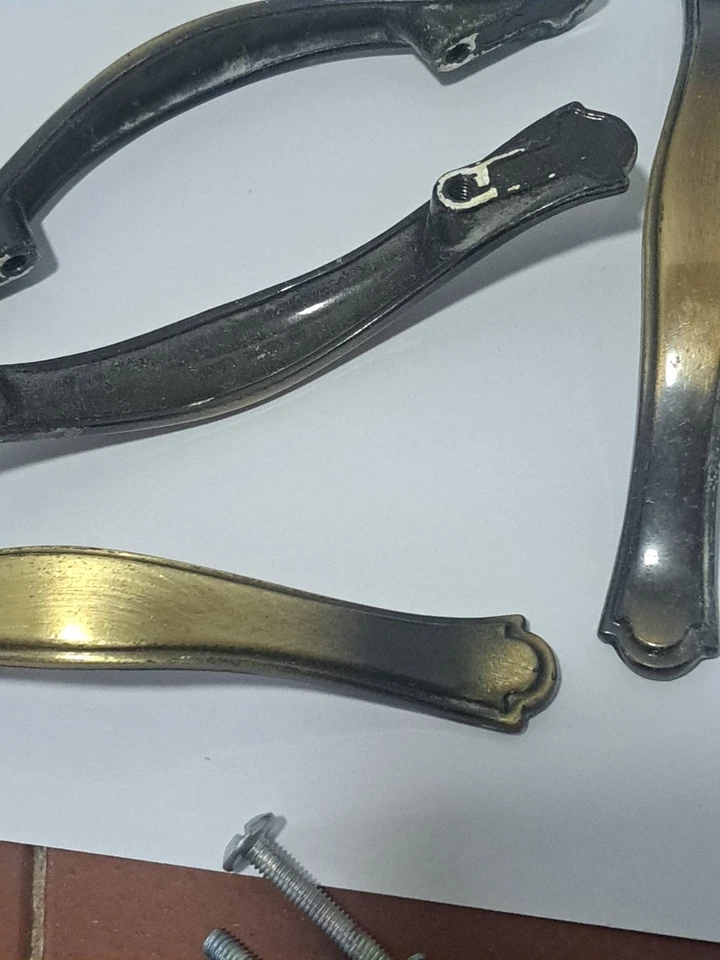 6 Latón NATIONAL LOCK Manijas de Gabinete Cajón Tiradores Tornillos 5 1/8", 3" C, FO 3841 Foto 4 de 4