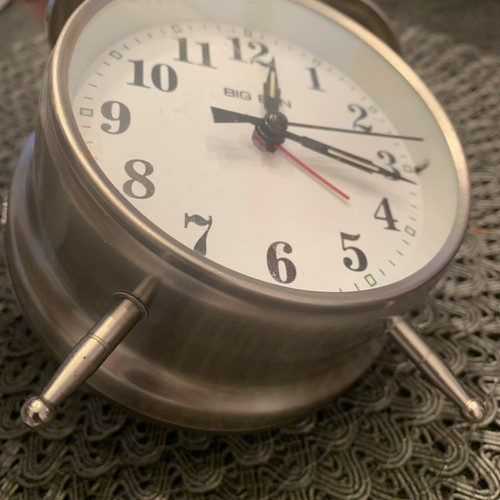 Westclox Big Ben Twin Bell Alarm Clock Quartz Analog Dial Light 70010A, Silver - Picture 3 of 5