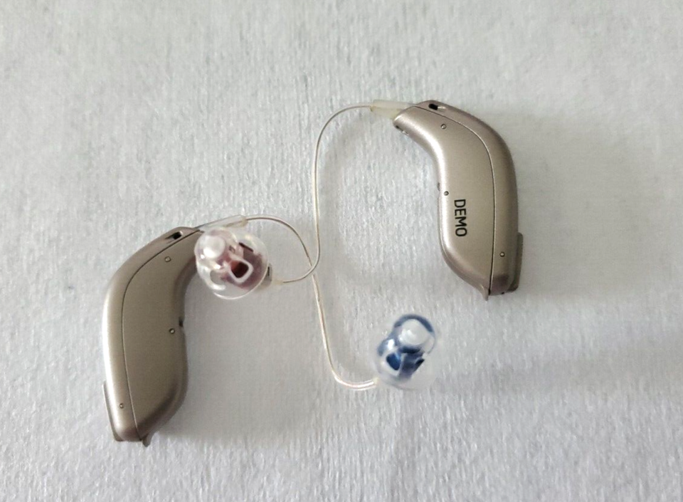 Pair_ OPN S1 (DEMO) miniRITE Digital hearing aids moderate, severe