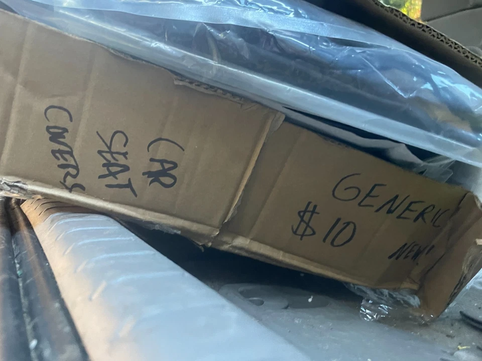 日产 Titan 座椅套 2009 - 2024 全套 5 座黑色皮革新品 — 第 4/4 张图片