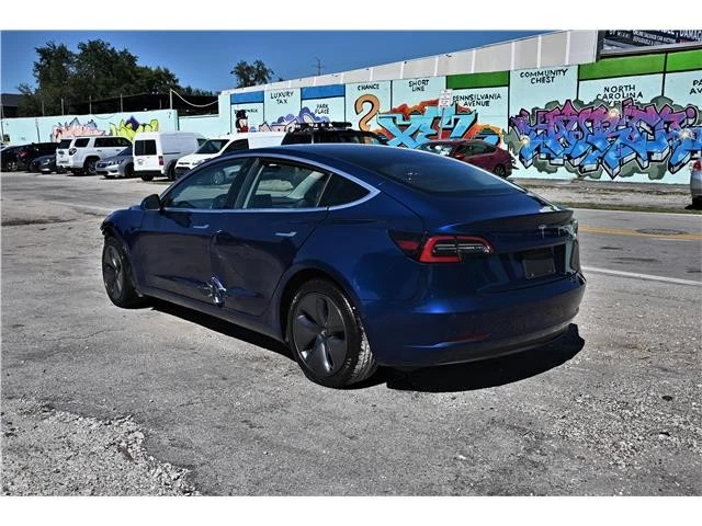 2019 Tesla Model 3 Mid Range Sedan 4D - Image 3 of 4