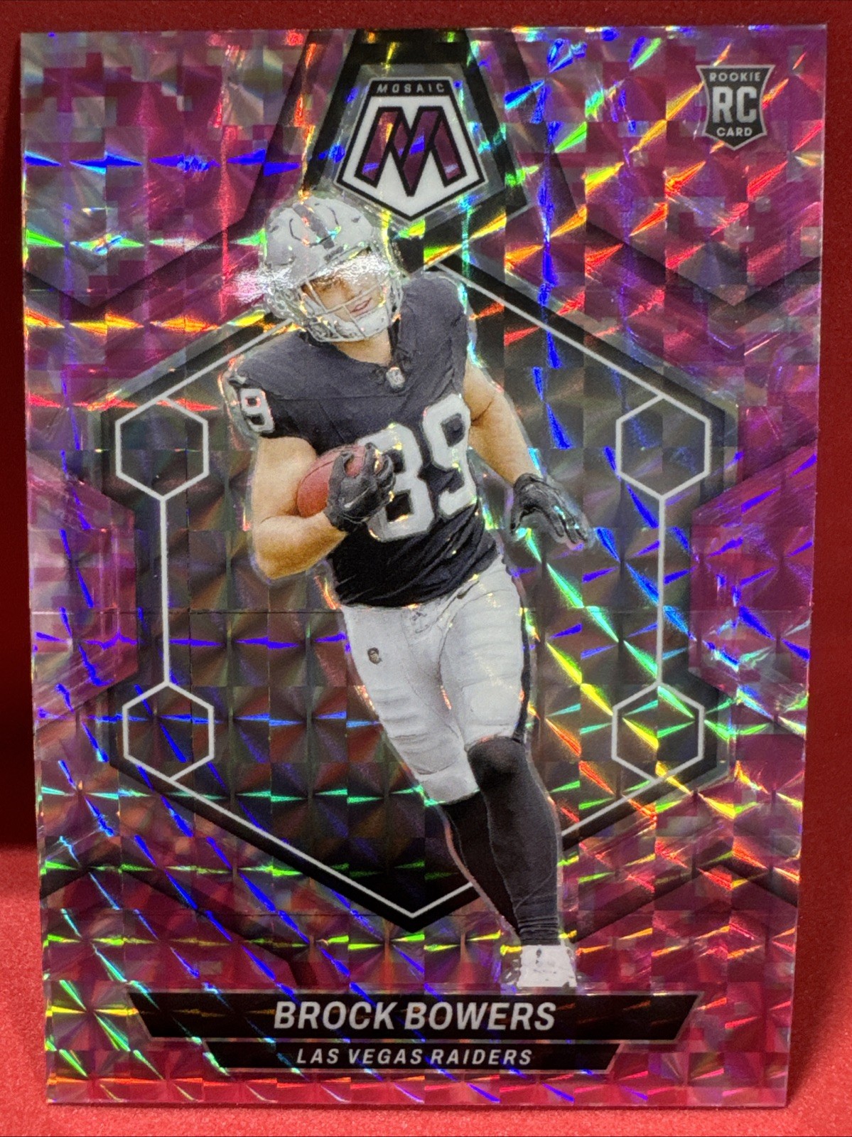2024 Panini Mosaic Pink Camo Mosaic Prizm💥Brock Bowers (RC) 💥Raiders🔥 #313
