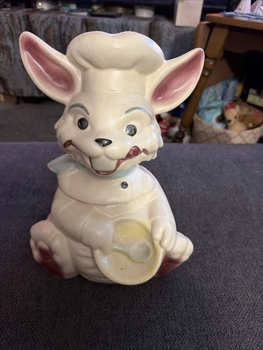 Vintage Brush McCoy Pottery W-25 Happy Smiling Bunny Rabbit Chef Cookie Jar