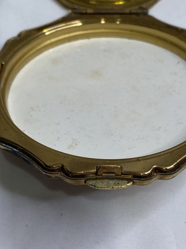 Vintage Stratton England Compact Scalloped Edge Floral W/Multi-color Enamel - Picture 8 of 13