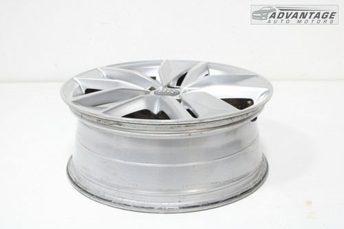 2015-2018 AUDI Q3 5 TWIN SPOKE WHEEL RIM R18 7.0J H2 DOT ET43 SILVER OEM - Picture 2 of 11
