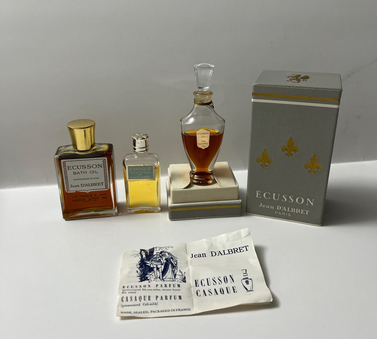 Jean D'Albret Ecusson Bath Oil & Casaque Eau De Cologne Original