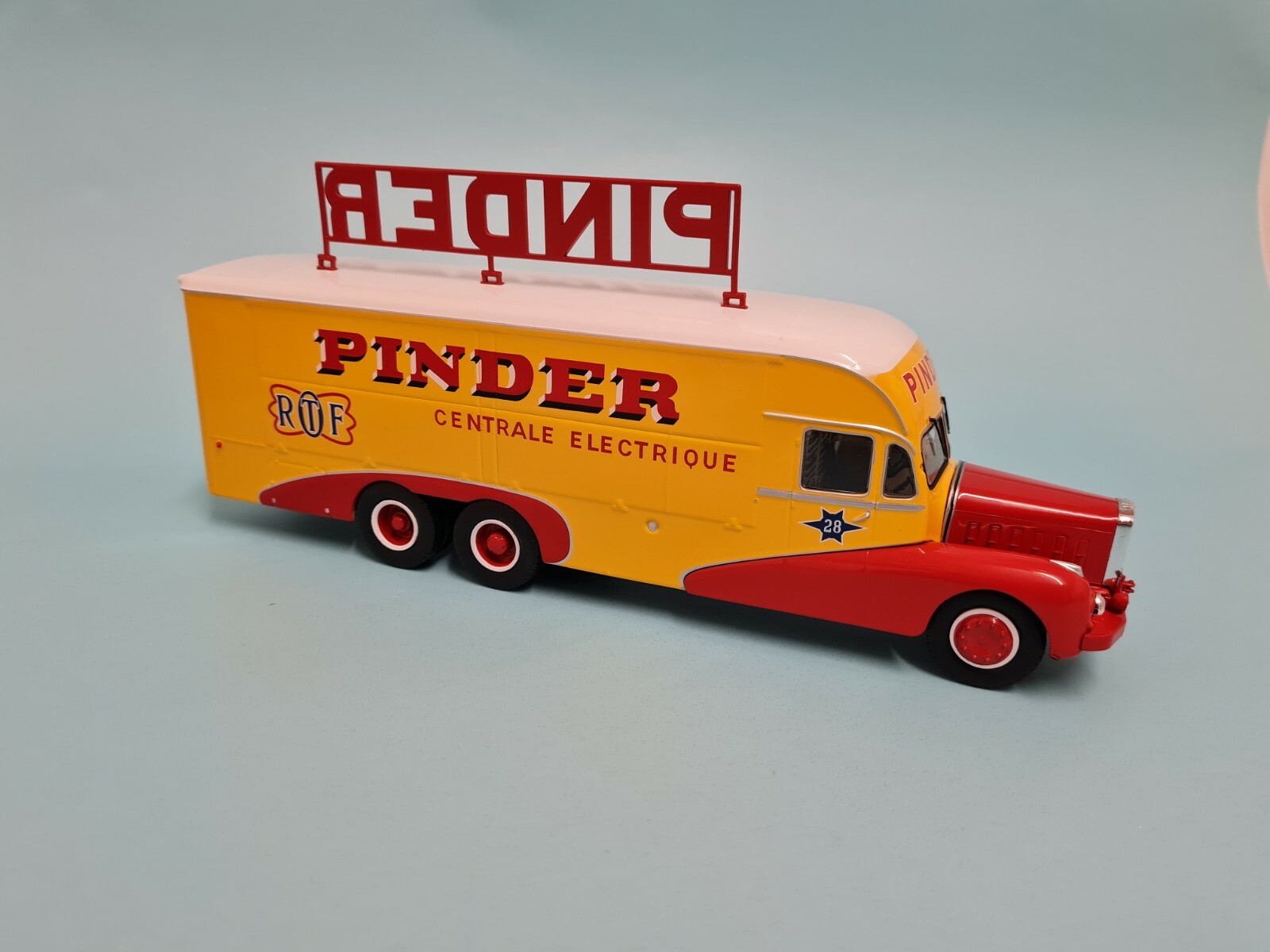 Pinder Circus Bernard 28 Electrical Truck 143 1/43 Diecast Model 1951 eBay