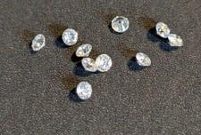 DIAMANTS NATURELS (NON TRAITÉ)-DIAMETRE 1MM (0,005 CTS) - F/G - VVS2 - LOT DE 10