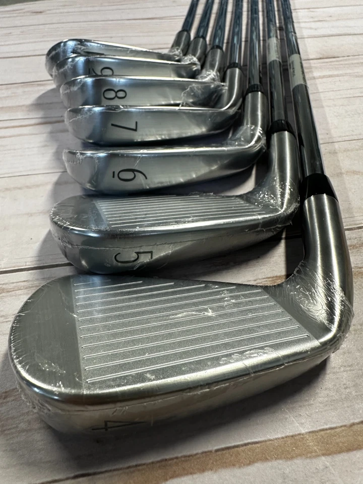 *NEW* Titleist T100 2025 4-P (7pcs) Iron Set- True Temper AMT White - Image 4 of 4