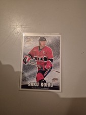 2000-01 Pacific Prism Saku Koivu Checklist #4 Montreal Canadiens 