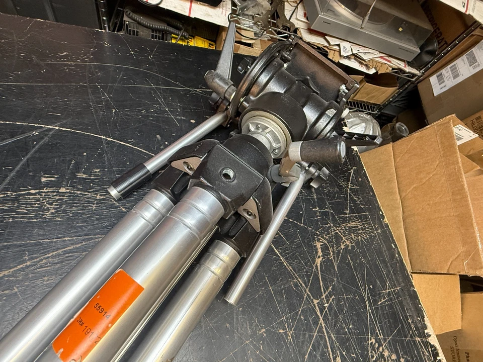 Bogen Manfrotto 3068 Tripod 3066 MKII Model 116 Fluid Head - Image 3 of 4