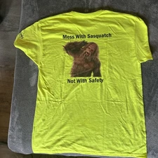 NEW NWT Jack Links Beef Jerky T-Shirt Mess With Sasquatch  Not Safety Size L